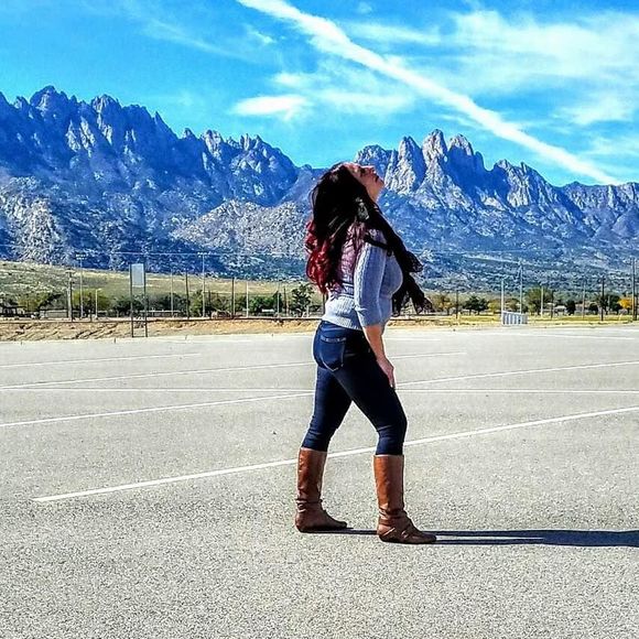 Meet your Posher, Ness - Picture 1 of 1